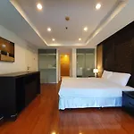 Spacious Apartment With Ocean View In Panwa