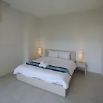 Karon Hill Residence