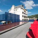 Alfresco Phuket Hotel