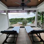 Spacious Apartment With Ocean View In Panwa