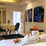 Oasis 3, 4, Or 5 Bedroom Villa