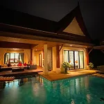Champagne Pool Villa