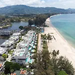 Luxurious Beachfront Penthouse