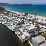 Luxurious Beachfront Penthouse