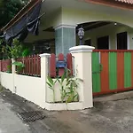 Vacation Budget Villa2Rent