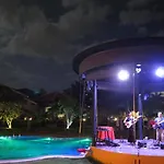 Jazz U Garden Resort