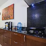 Si Mok Villa