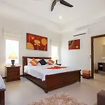 Si Mok Villa