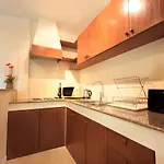 Coconut Grove Boutique Hotel