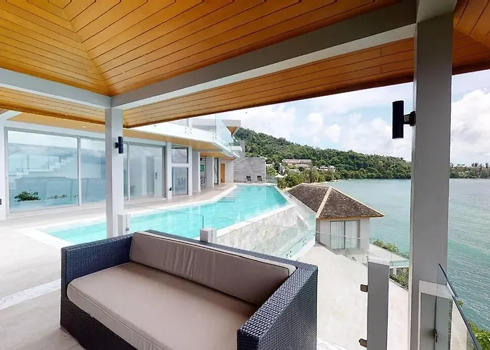 Cape Sienna Villa 4 - A Waterfront Grand Oasis