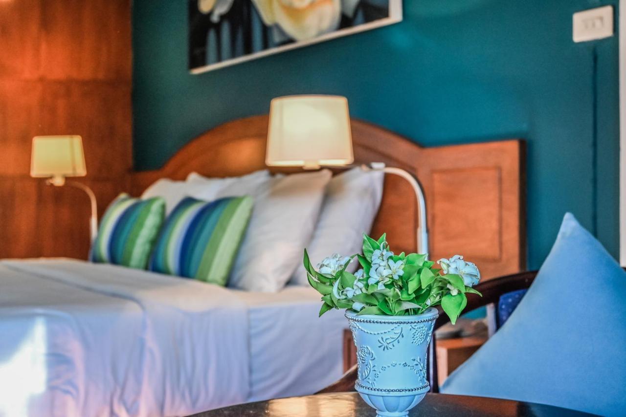 Sugar And Spice Hotel *