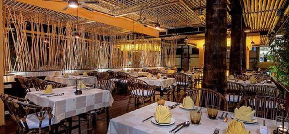 Bamboo House Phuket Hotel Karon