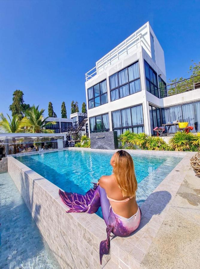 None-available Villa Rawai