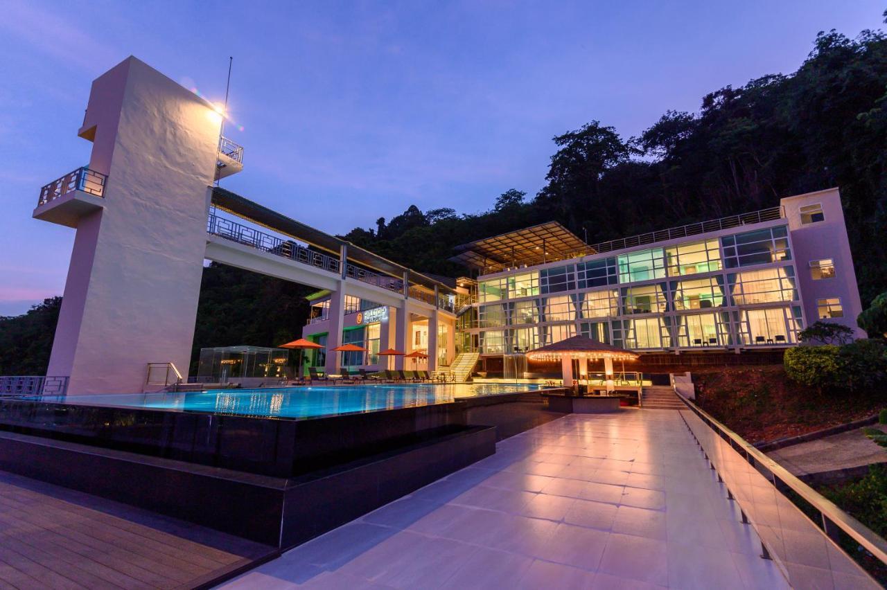 Hilltop Wellness 4*