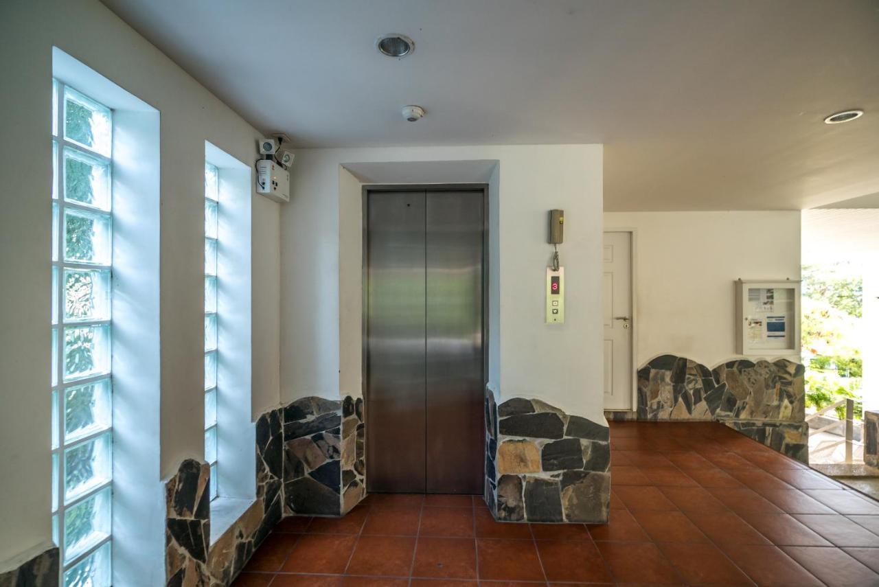Ocean View By Lofty Apartment