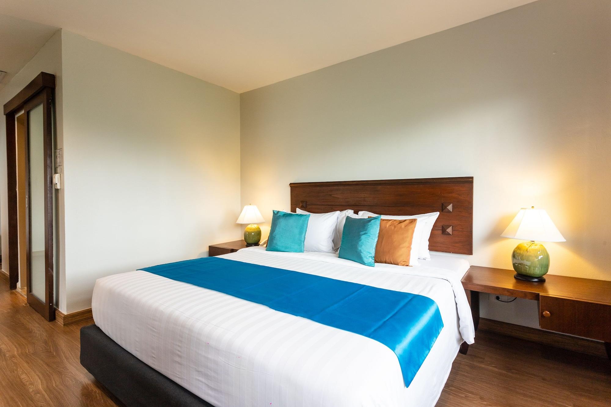 Coconut Village Phuket - Sha Extra Resort 4*