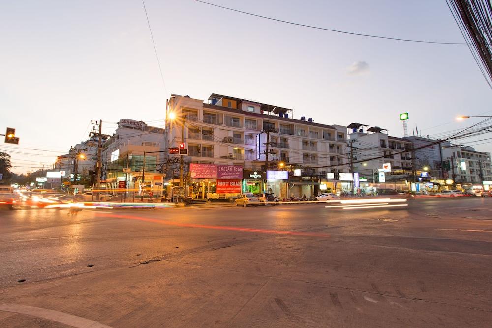 Buri Hotel