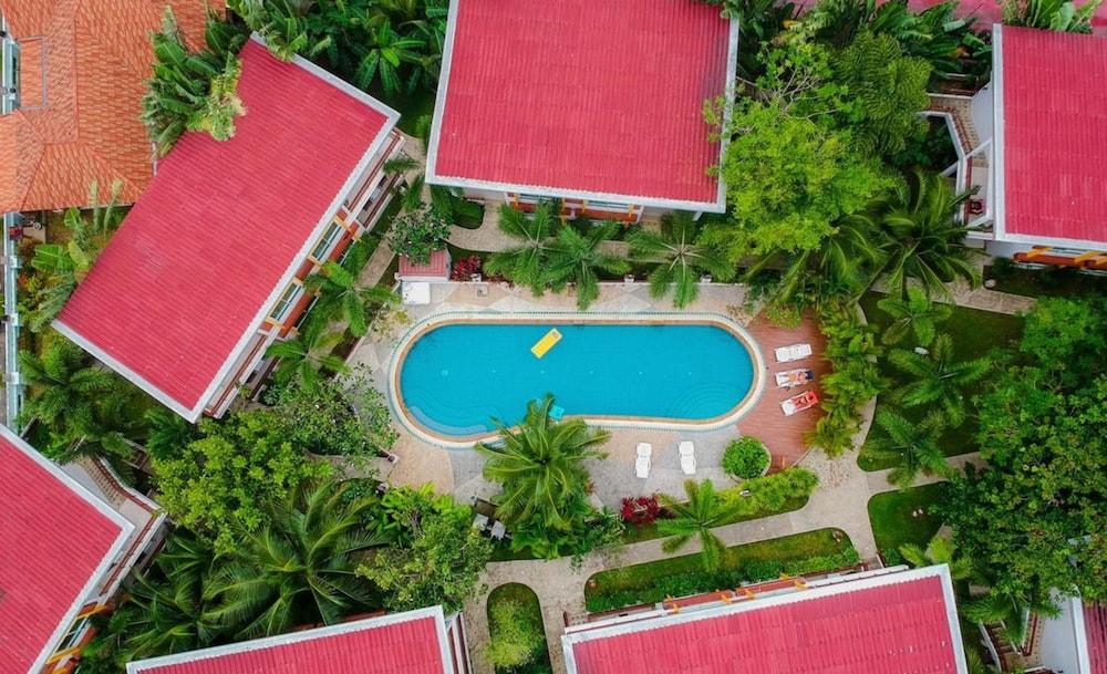 Hotel The One Cozy Vacation Sha Chalong