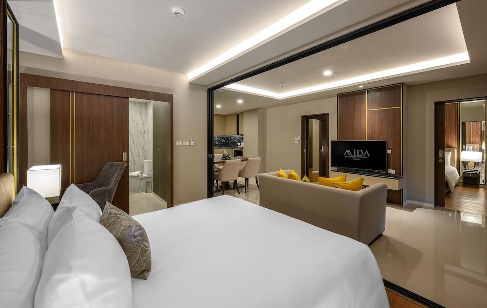 Mida Grande 5*
