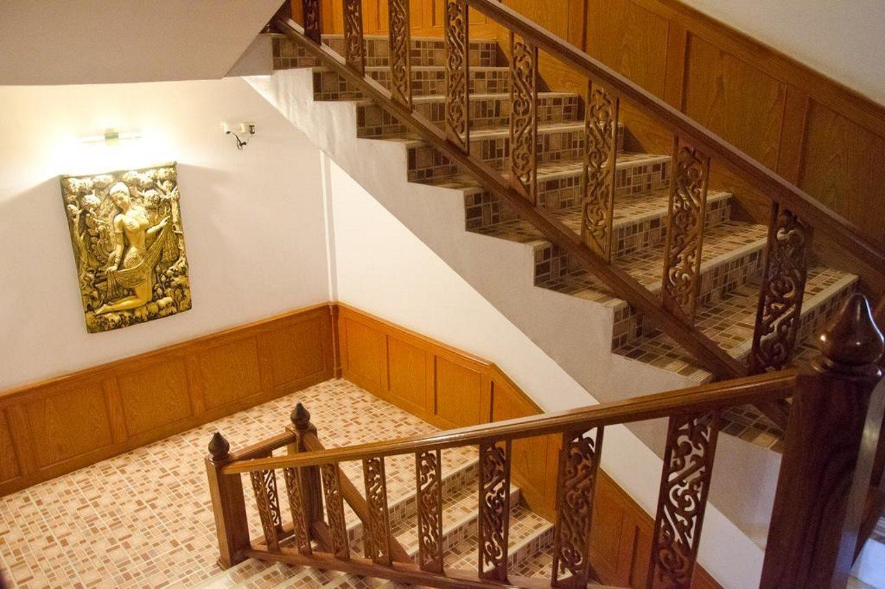 Palace Phuket Hotel 3*
