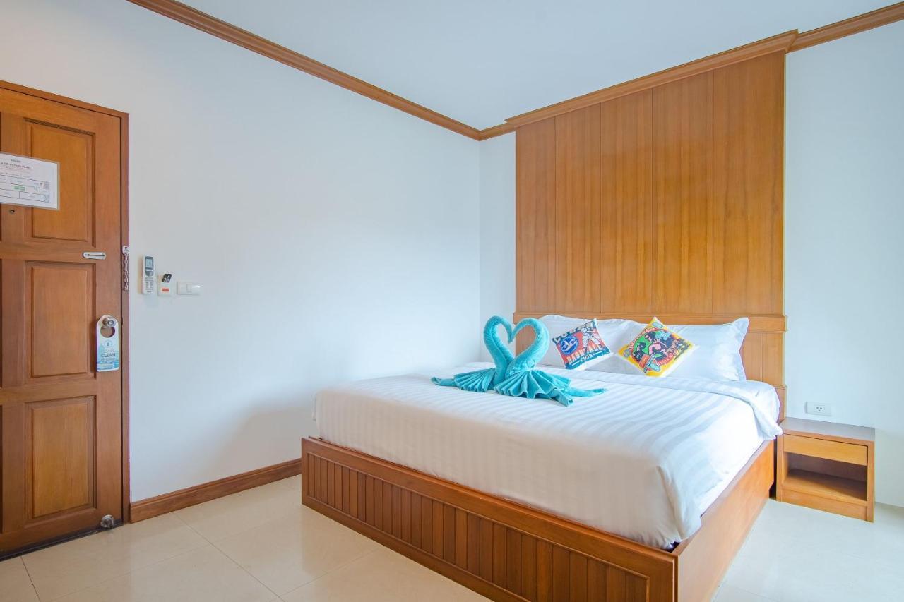 Pipikuku & Restaurant Hotel Patong