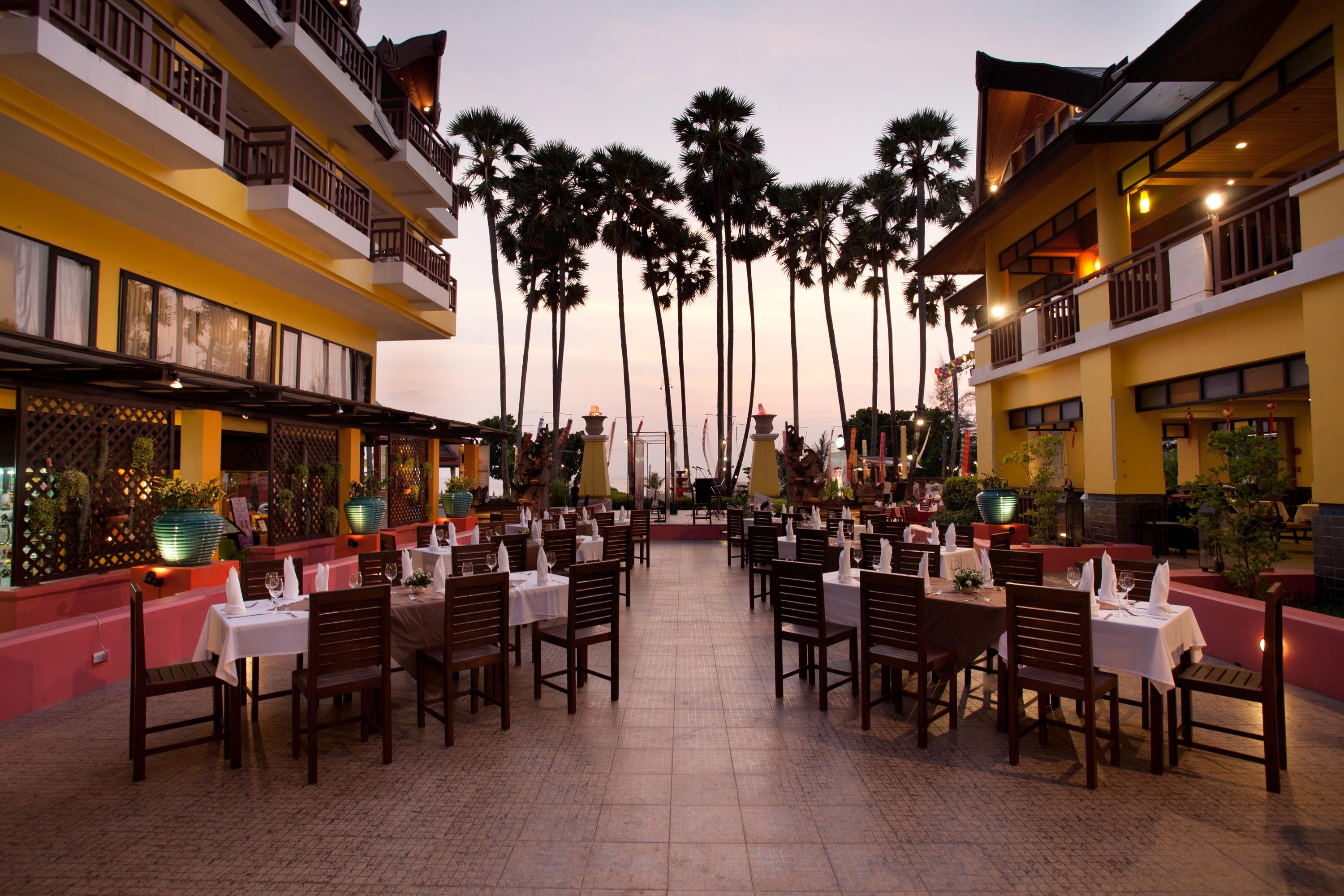 Woraburi Phuket & - Sha 4*