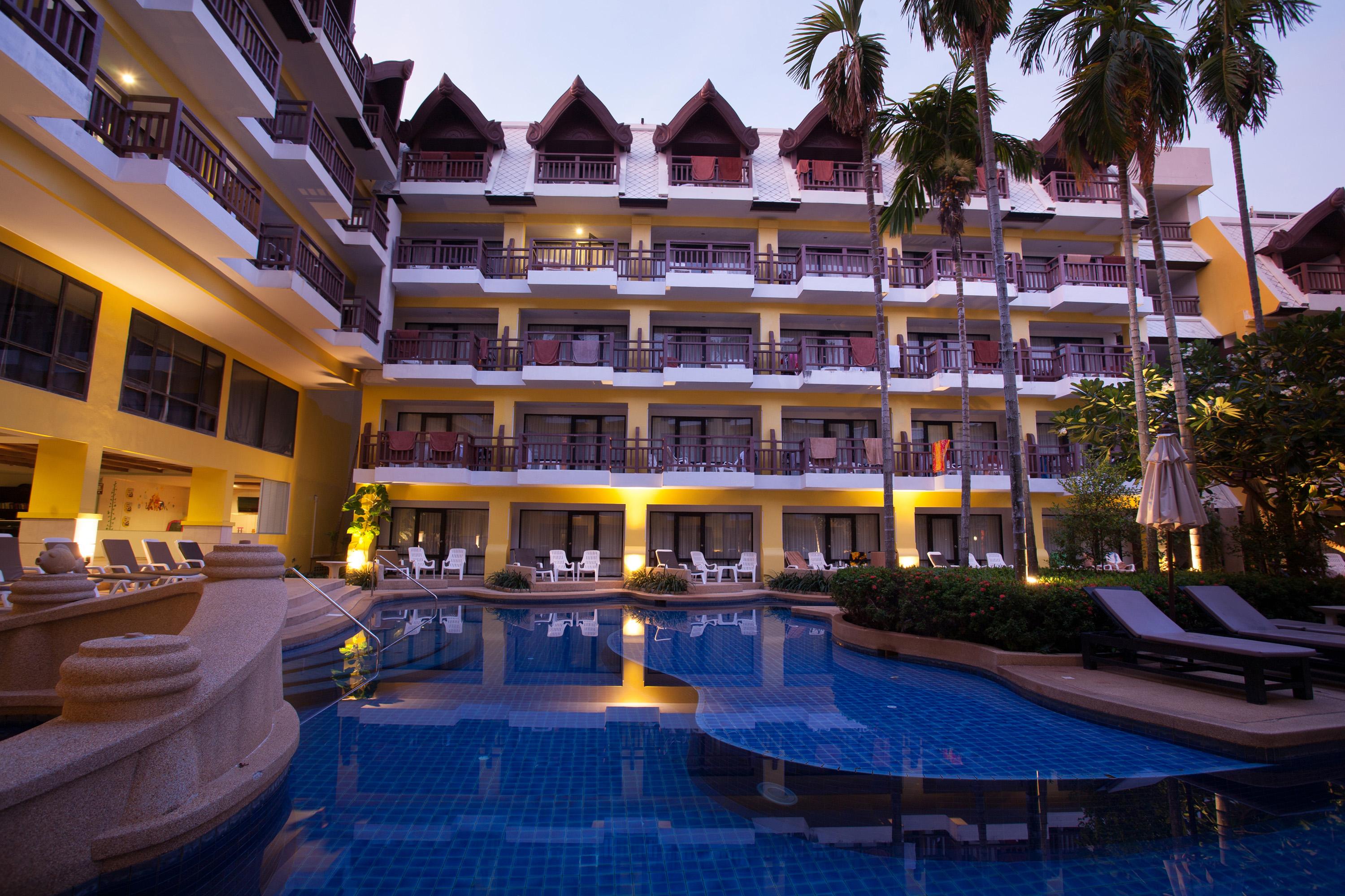 Resort Woraburi Phuket & - Sha Karon