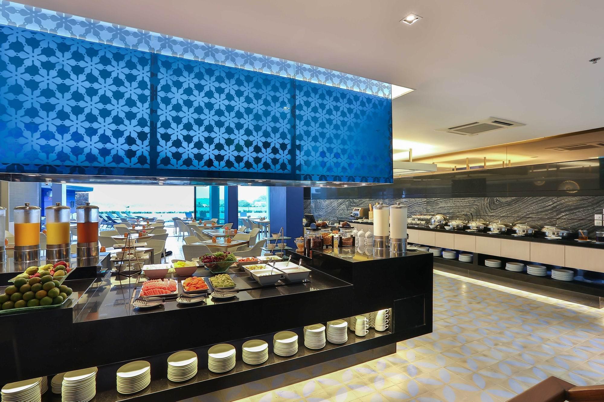 Hotel The Yama Phuket