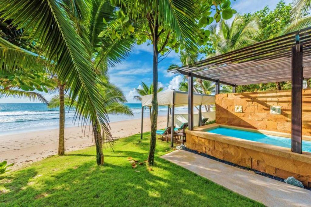 Resort Andaman White - Sha