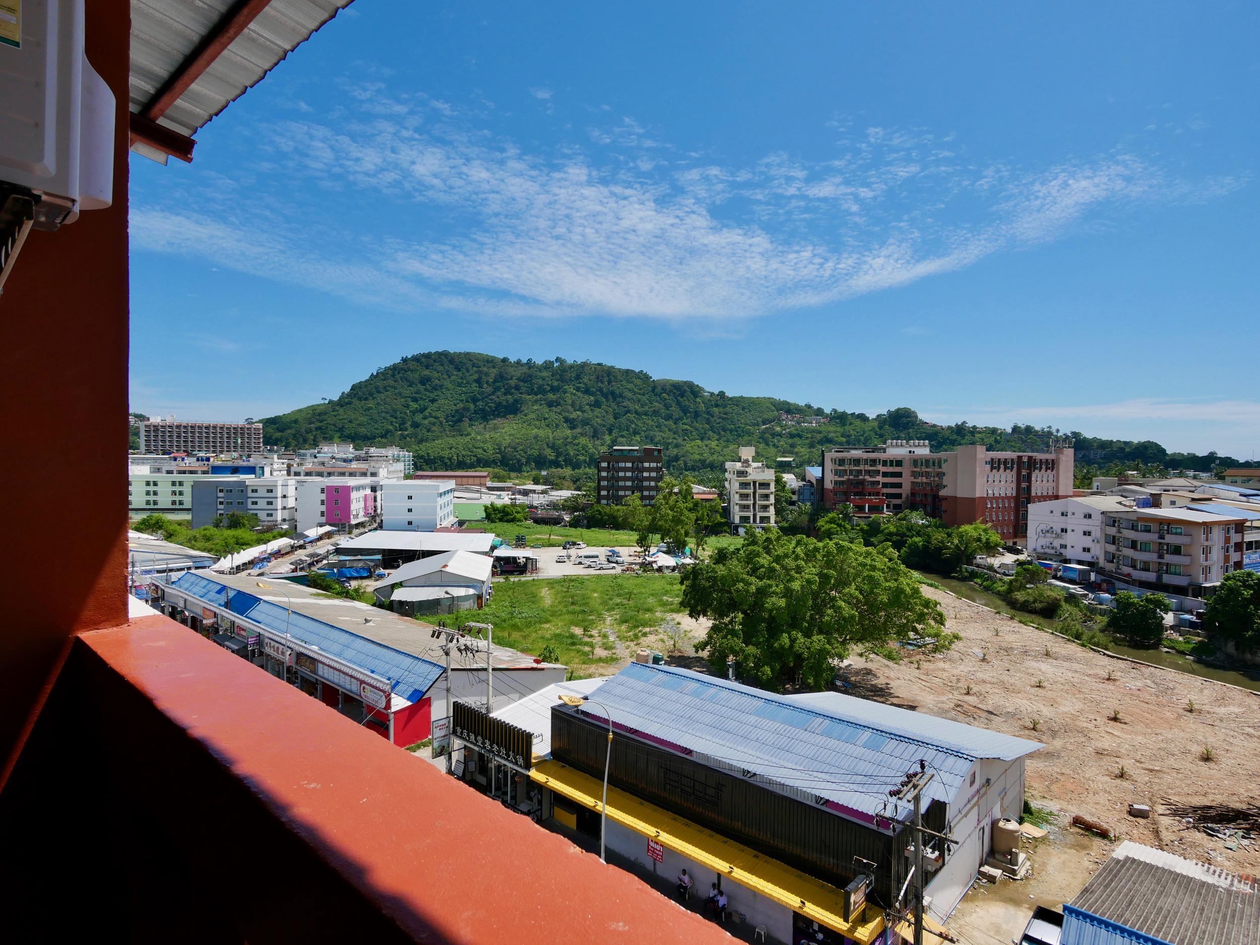 99 3* Patong