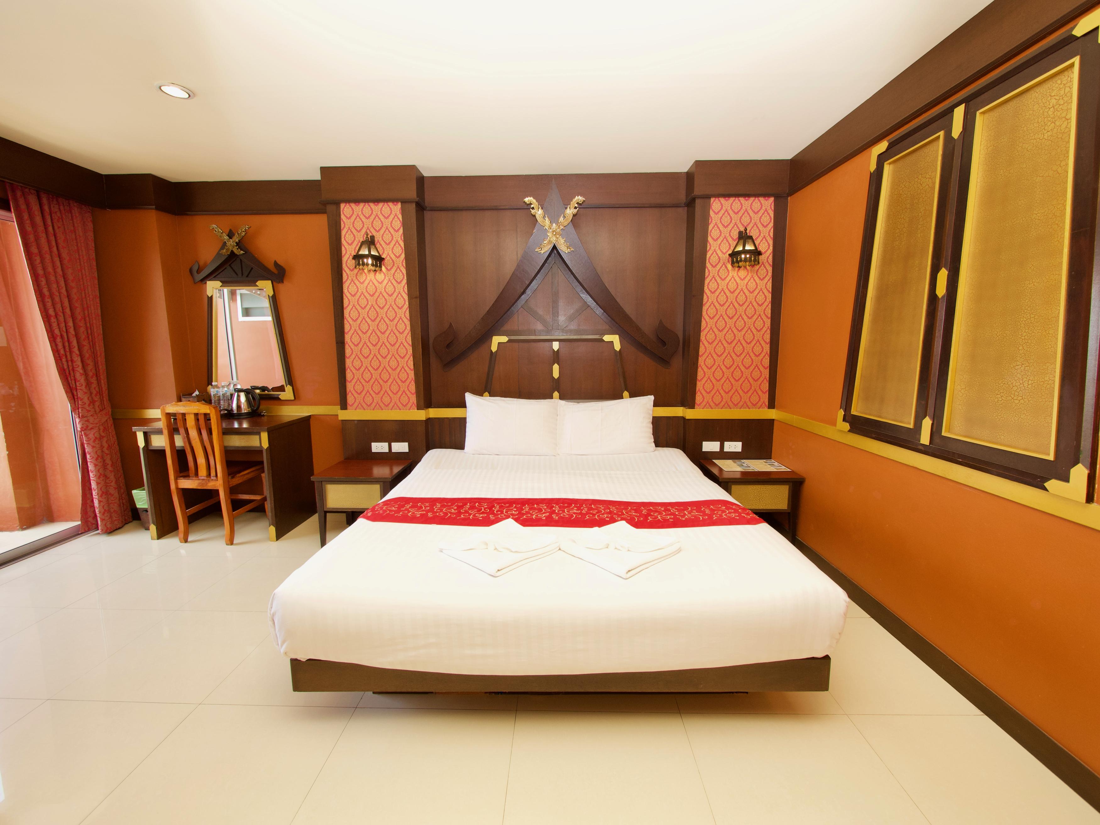 99 3* Patong