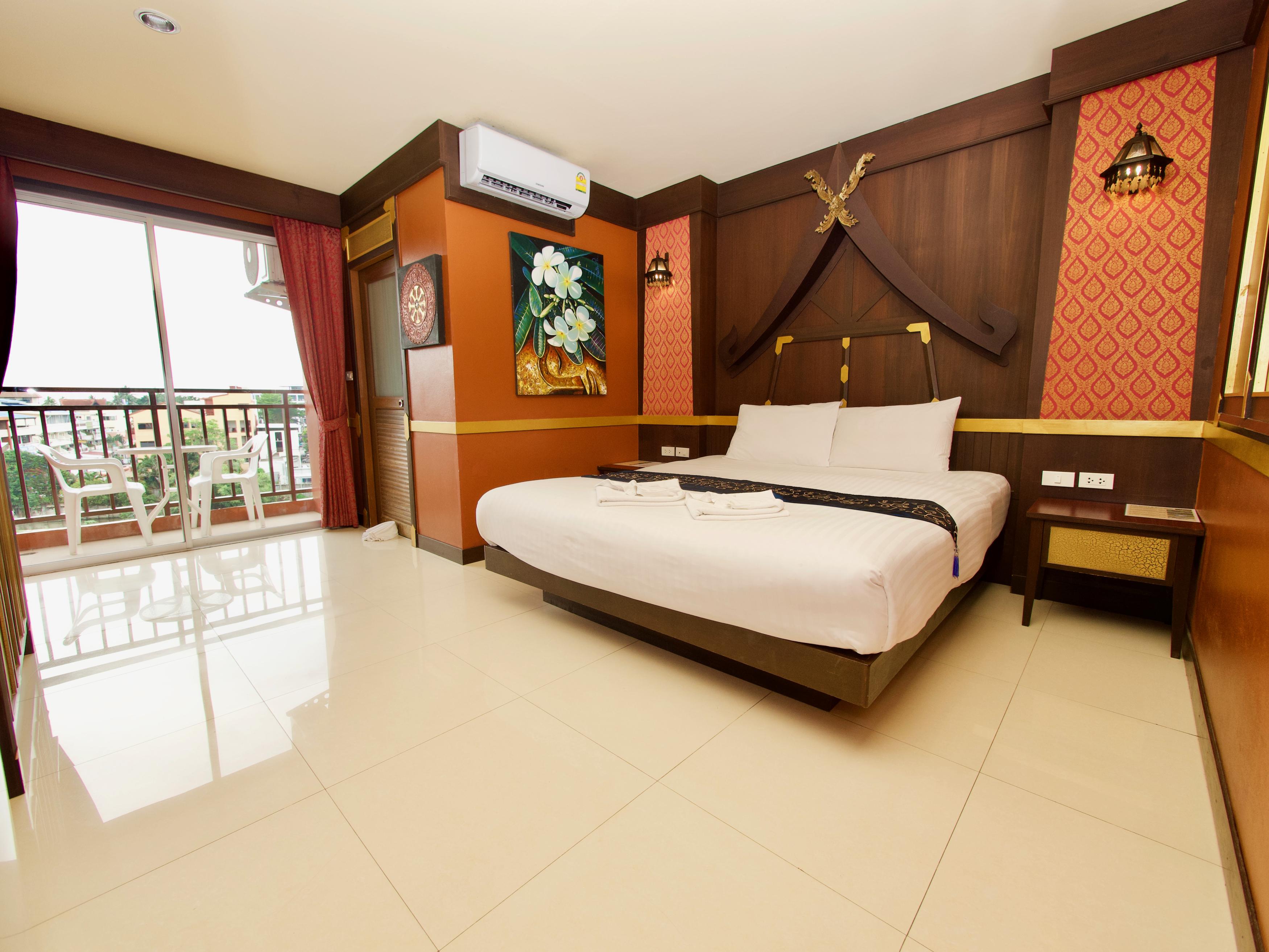 99 Hotel