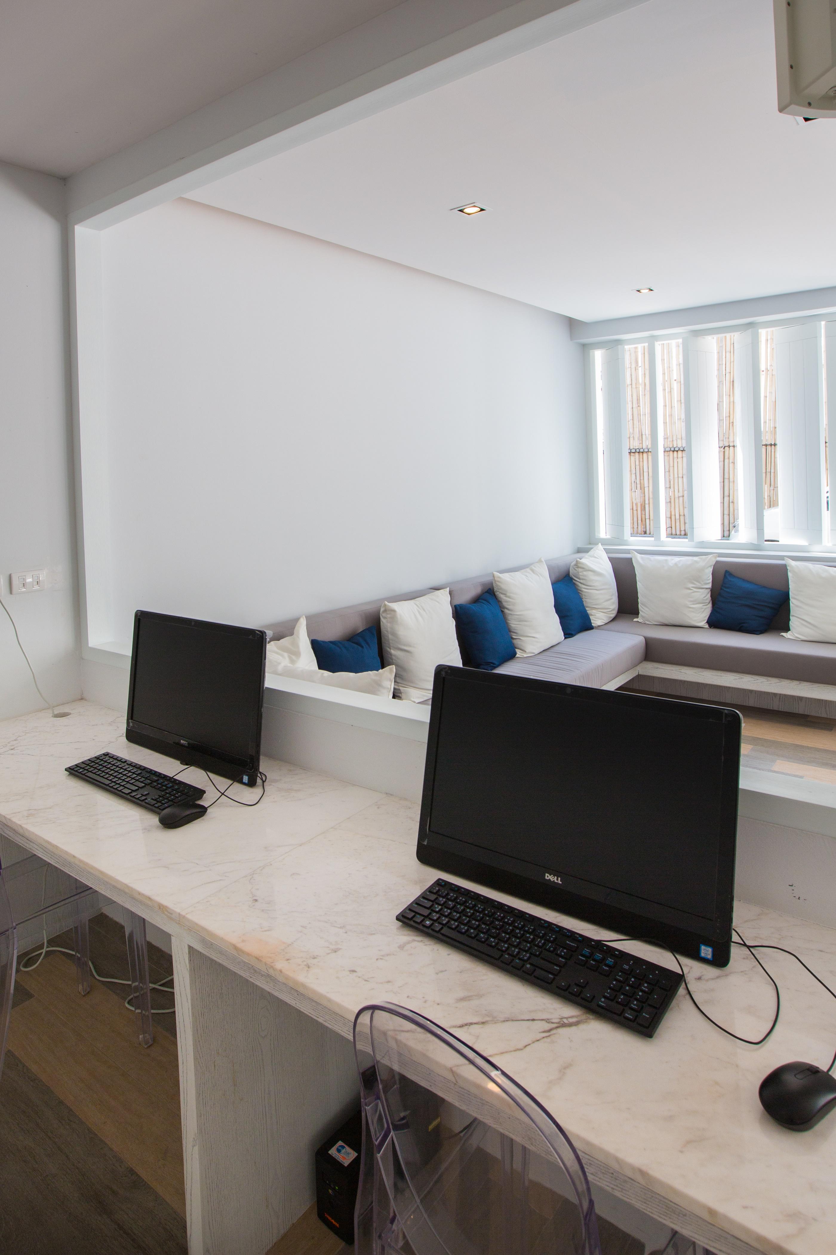The Bloc Phuket - Sha Extra Hotel