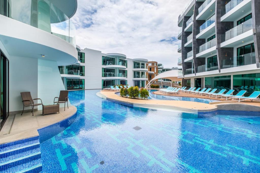 Absolute Twin Sands & - Sha Extra Aparthotel Phuket