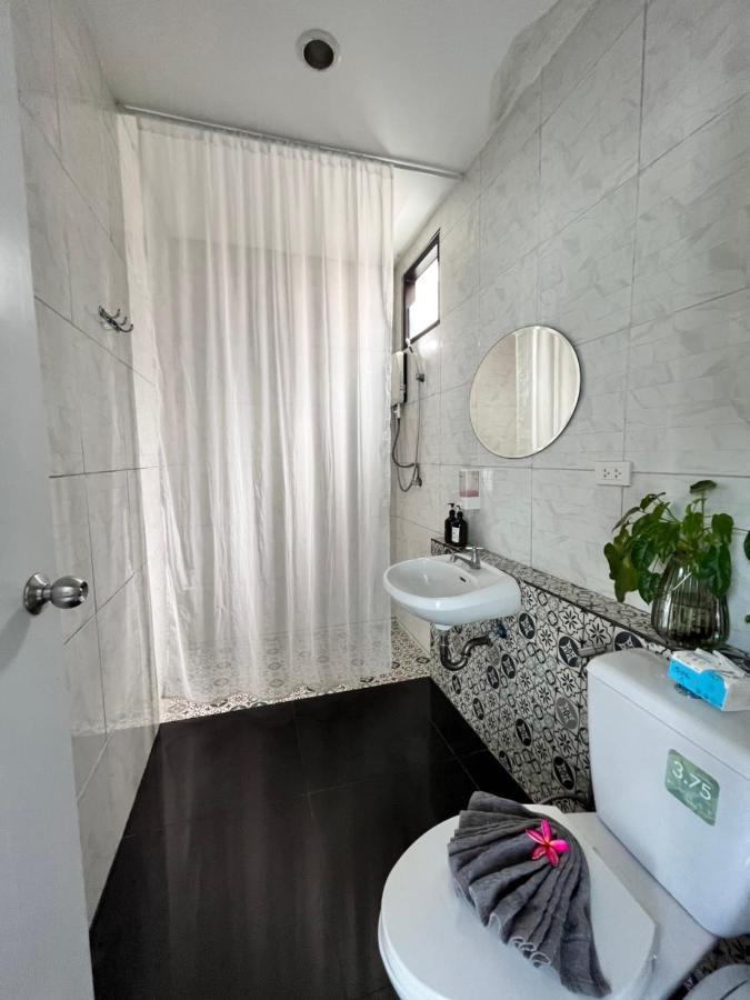 Villa None-available