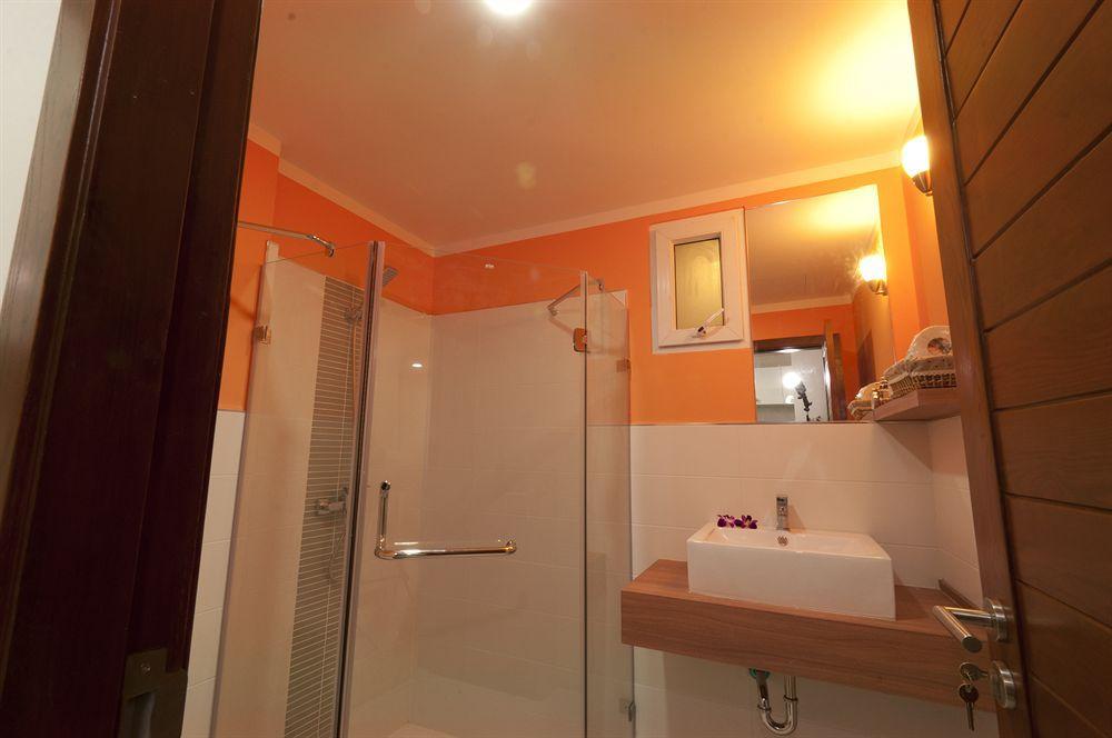 Butterfly Apartment