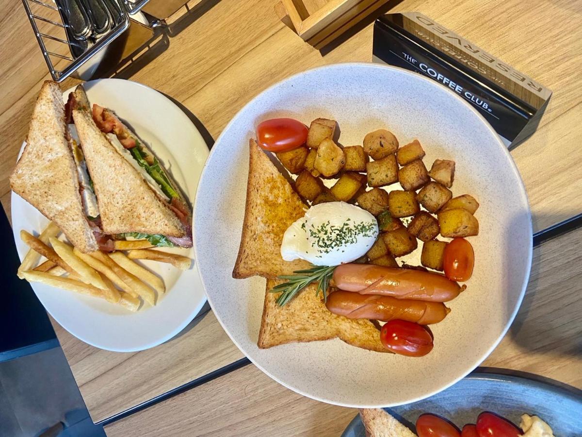 Hotel The Bloc Phuket - Sha Extra