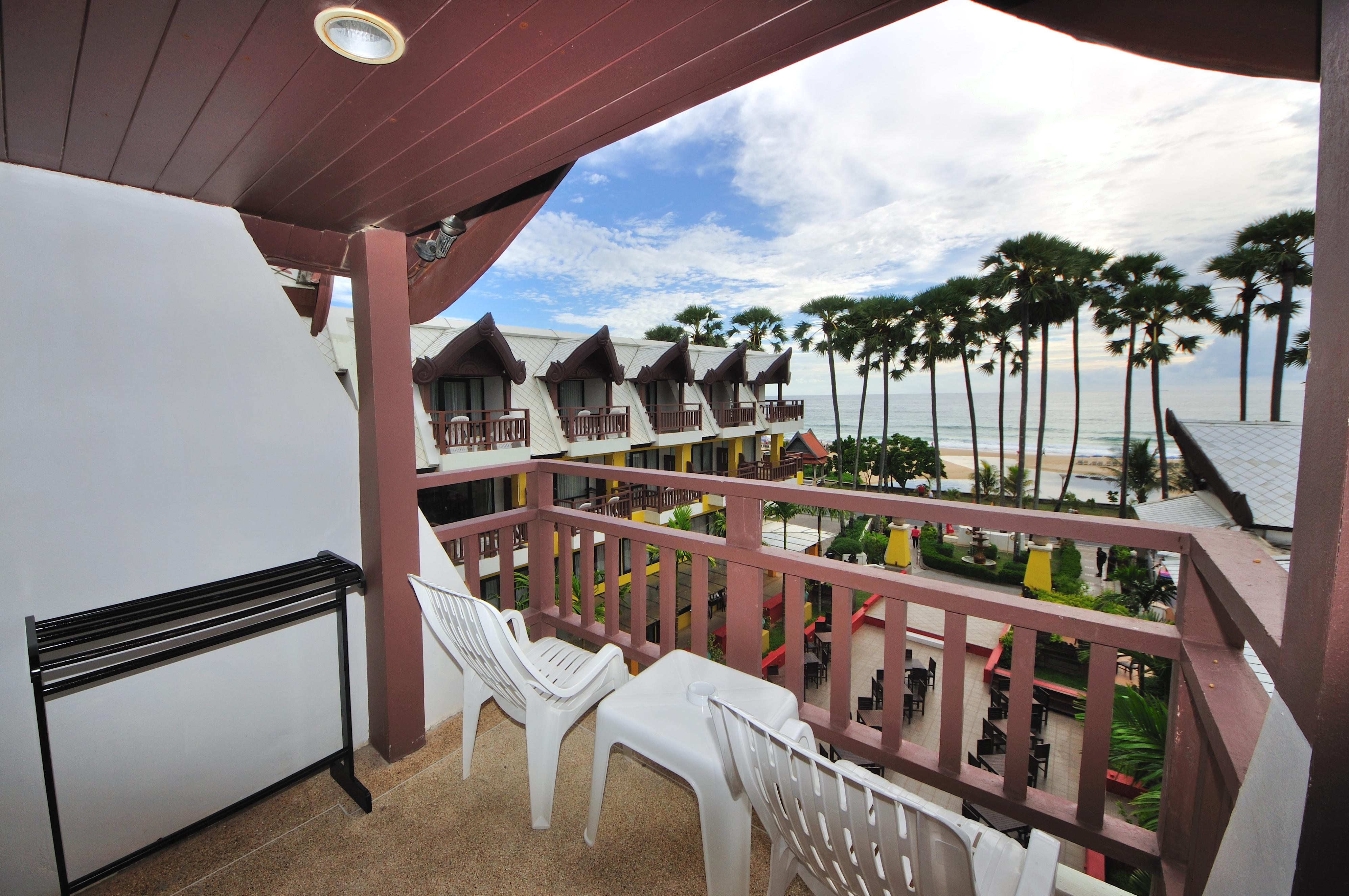 Woraburi Phuket & - Sha Resort 4*