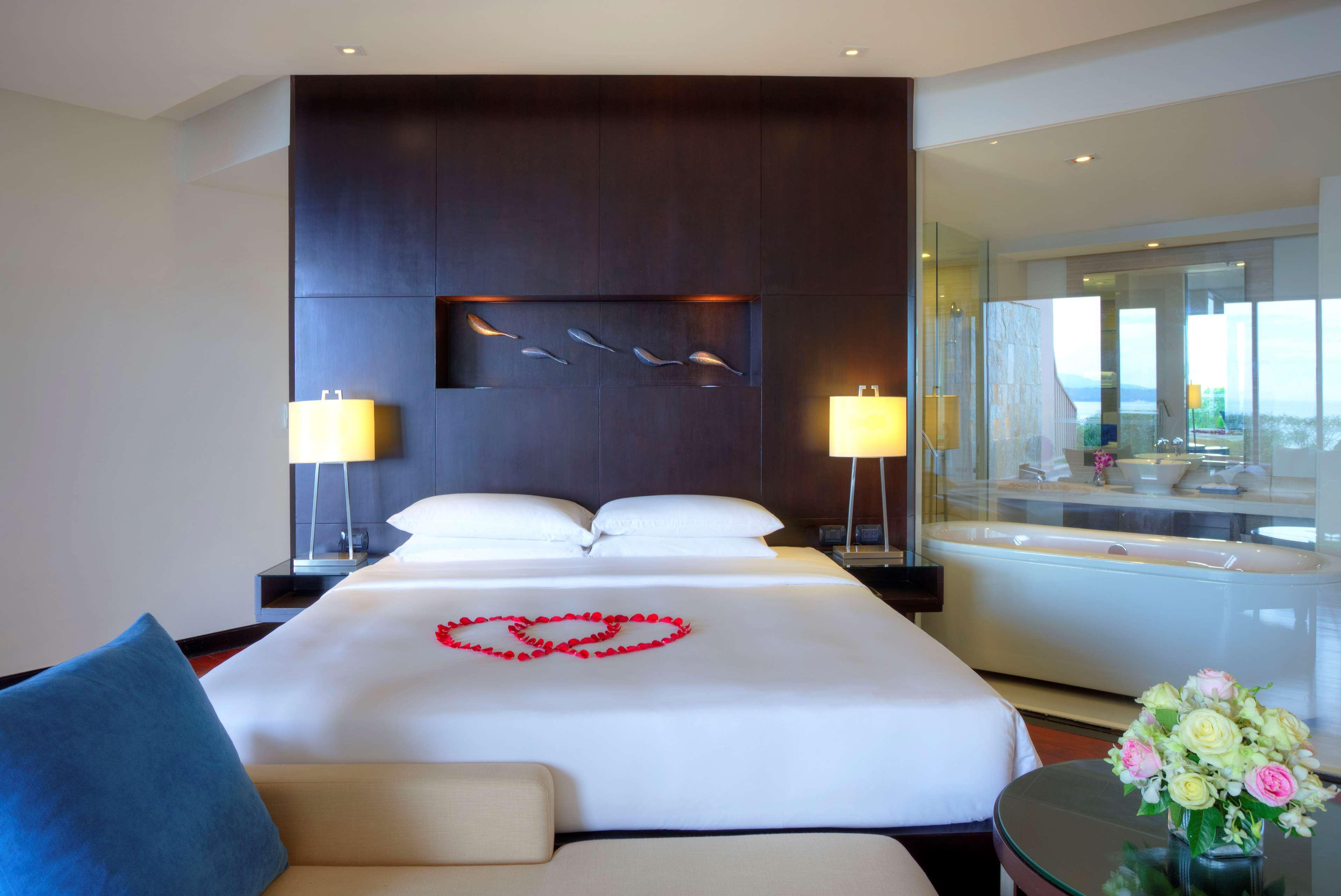 Hyatt Regency Phuket 5*
