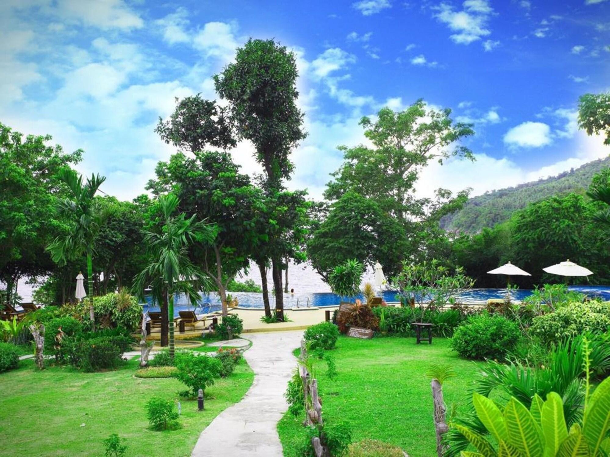 Banraya And Hotel Koh Racha Yai