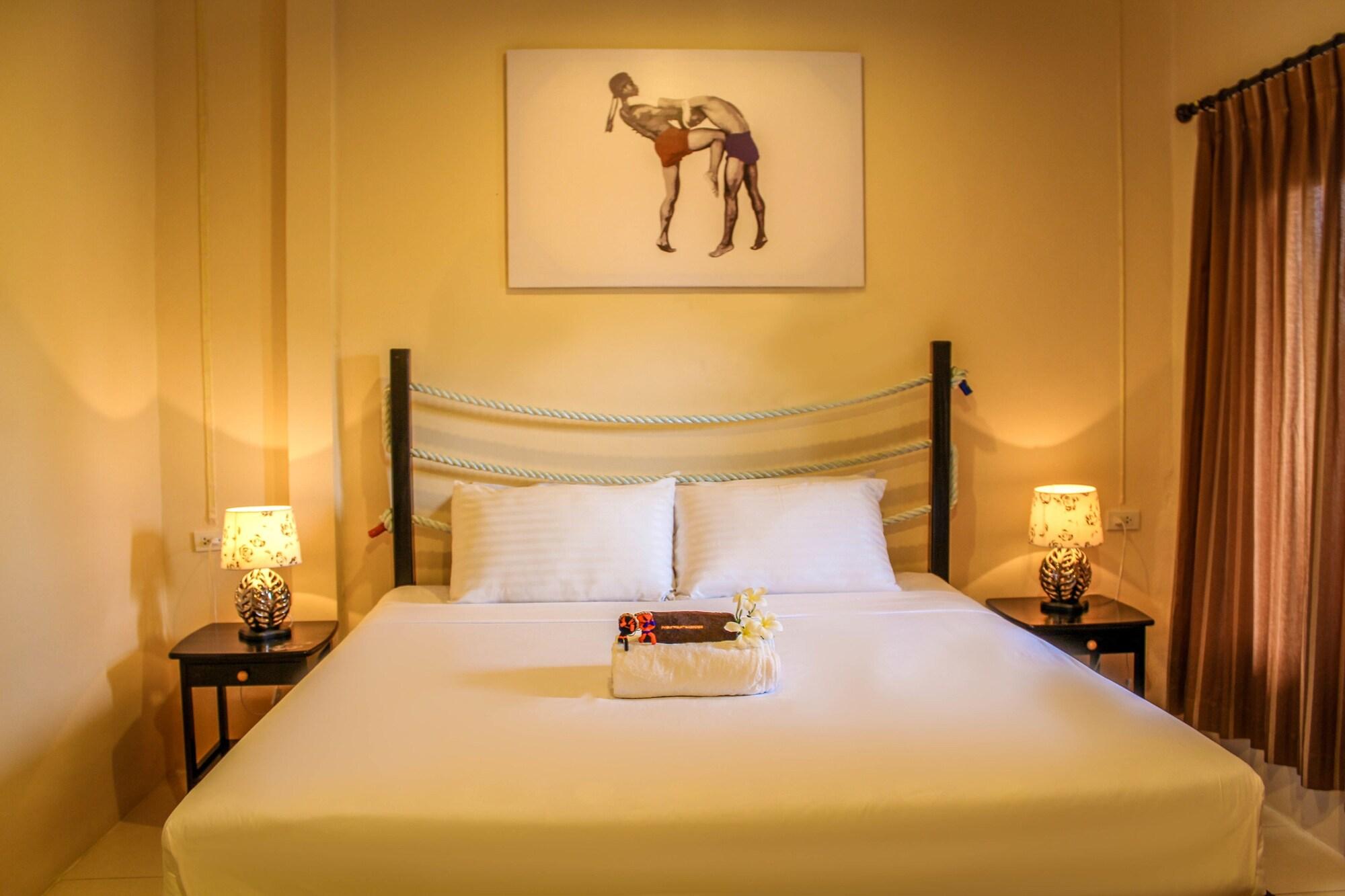 Hotel Phuket Muay Thai House 3*