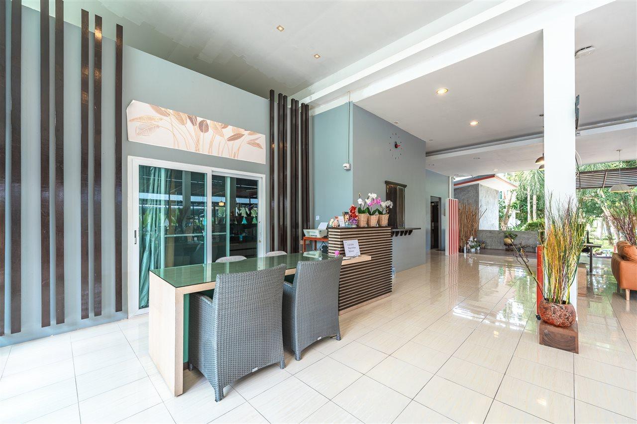 The One Cozy Vacation Sha