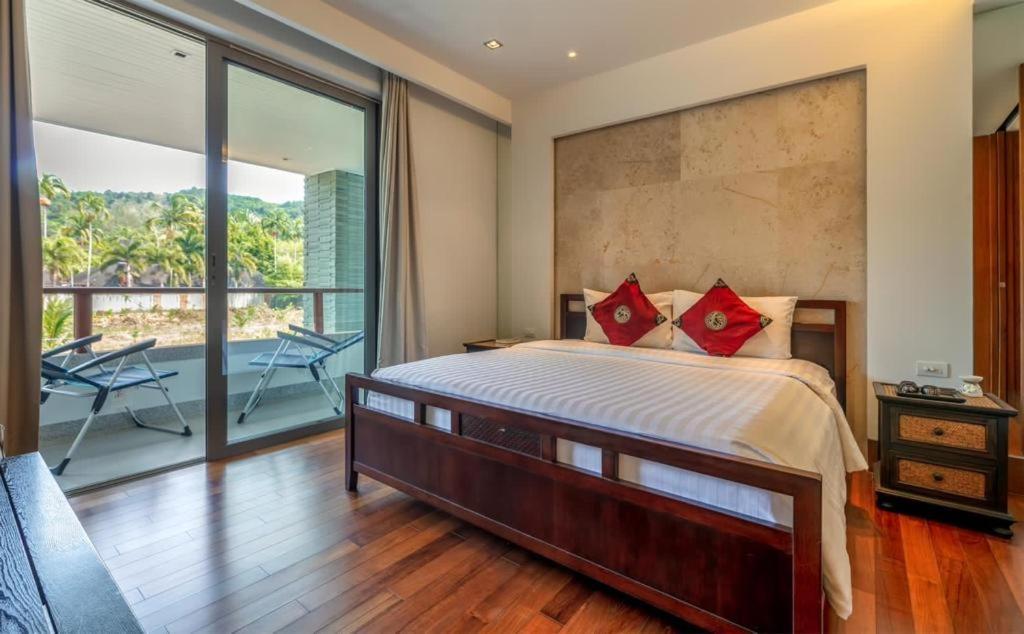 Pearl Of Naithon, Two Bedrooms Apartment *
