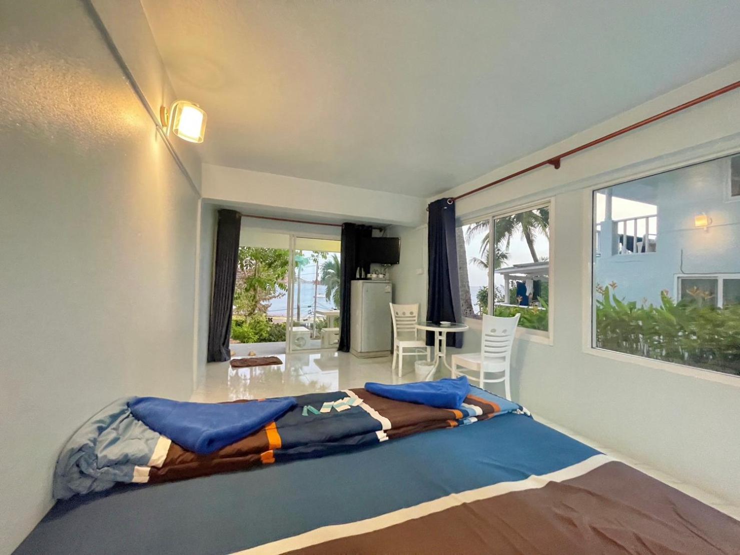 Resort Naiharn On The Rock Phuket