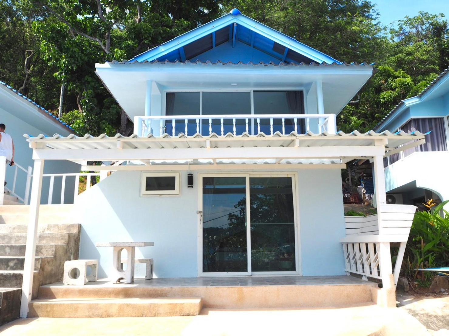 Resort Naiharn On The Rock Phuket 2*