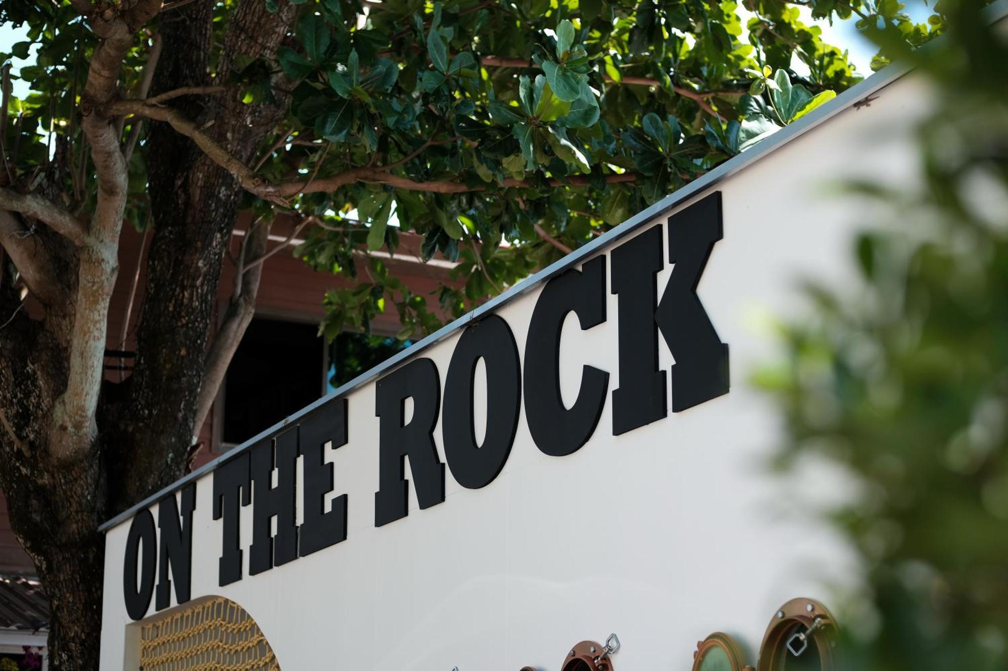 Resort Naiharn On The Rock Phuket 2*