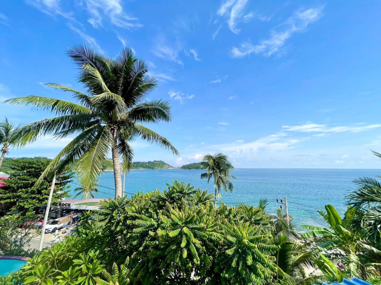 Naiharn On The Rock Phuket Resort Nai Harn