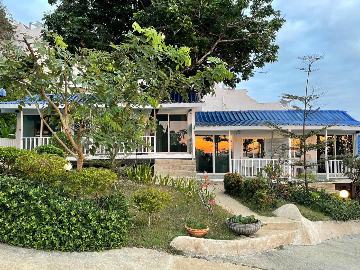 Naiharn On The Rock Phuket Nai Harn