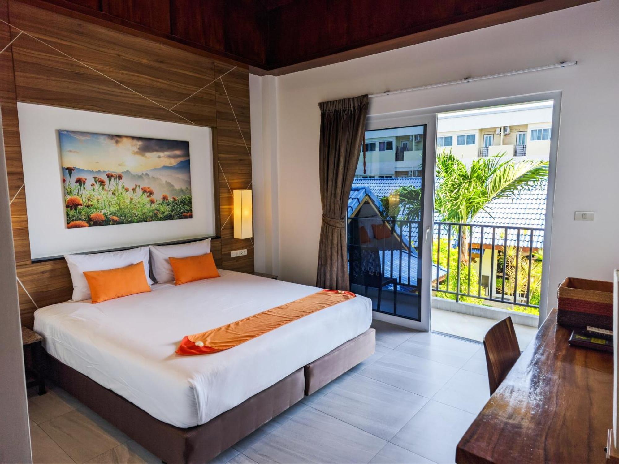 Phuket Airport - Sha Extra Resort Nai Yang