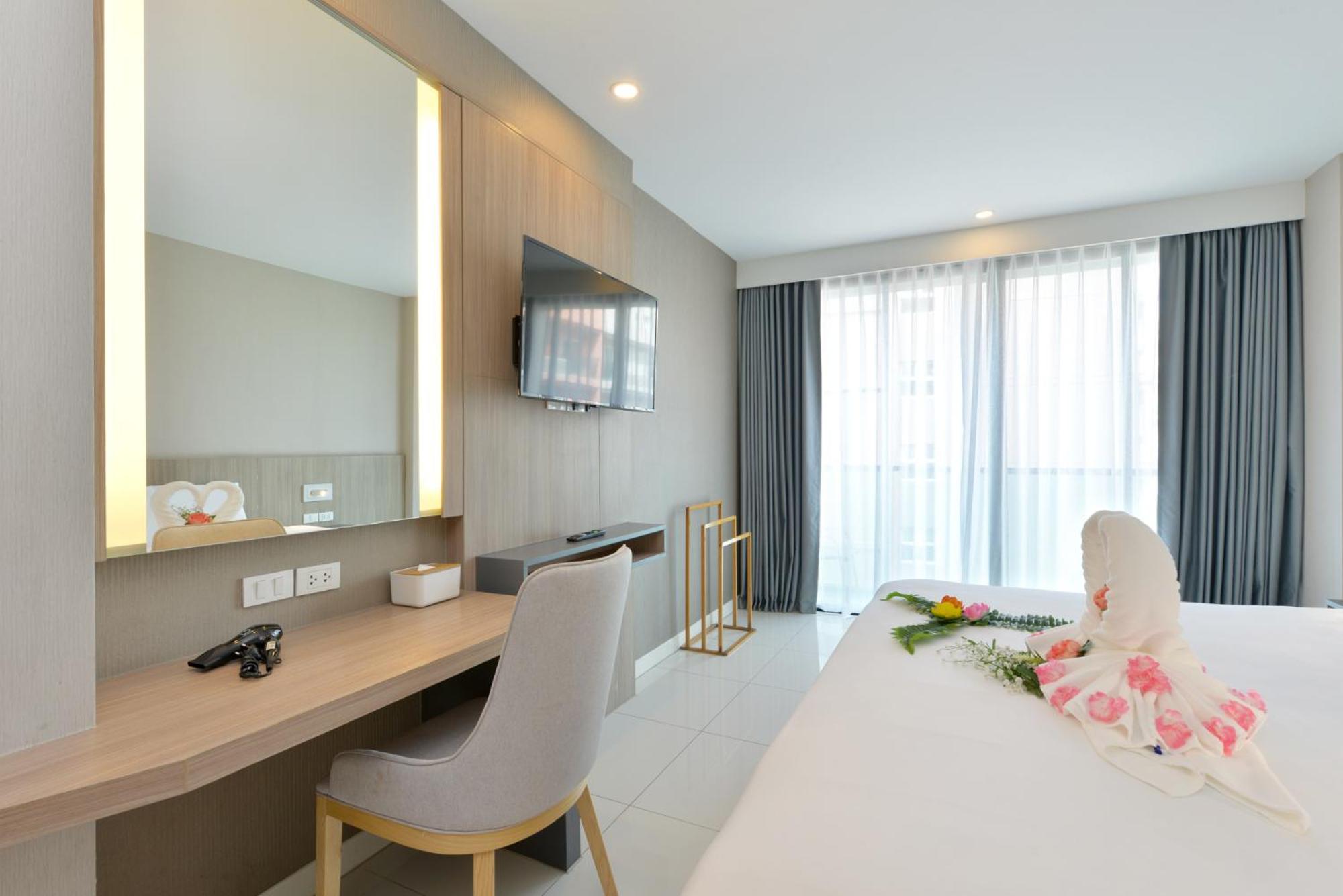 Grace Patong Hotel 4*